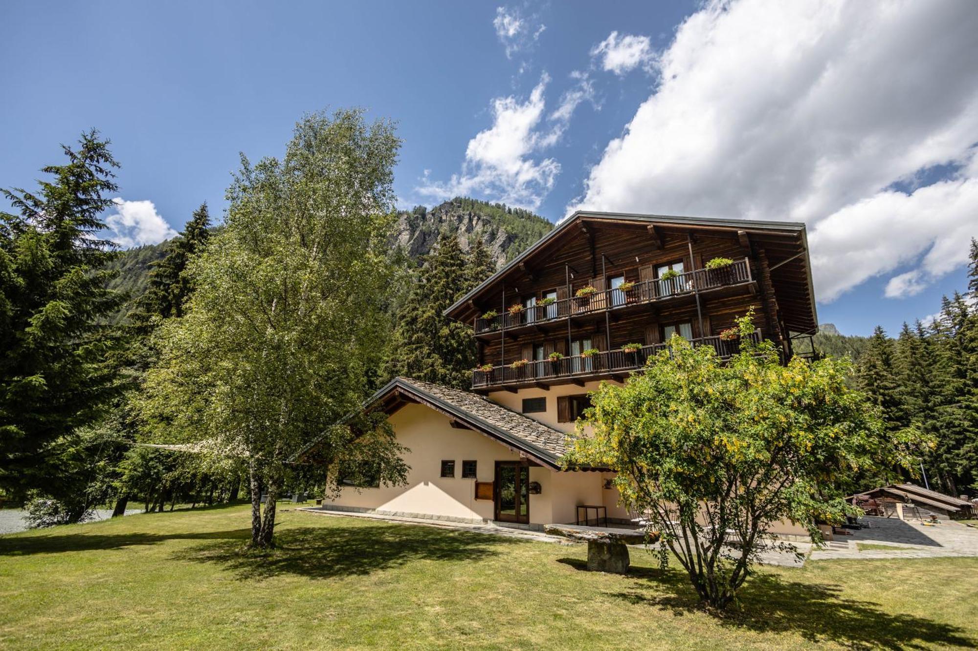 Alpine Forest Hotel Шамполюк Екстер'єр фото