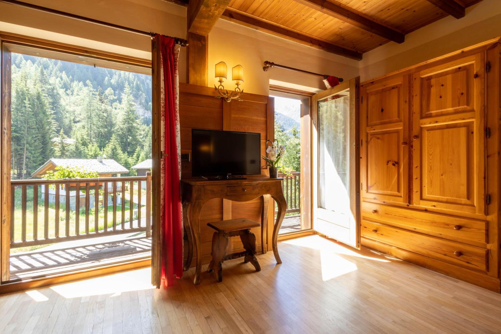 Alpine Forest Hotel Шамполюк Екстер'єр фото